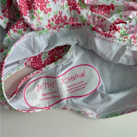 NWT Betsey Johnson Floral One-Piece Swimsuit L Sweetheart Neck Ruched Bandeau - Picture 3 of 11
